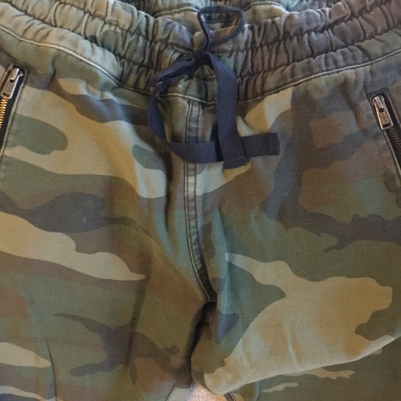 TNA camouflage jogger pants size 0 - Picture 3 of 13
